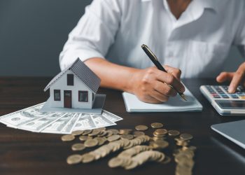 Middle-income Homeowners Gained More Than $120,000 in Wealth Over the Past Decade